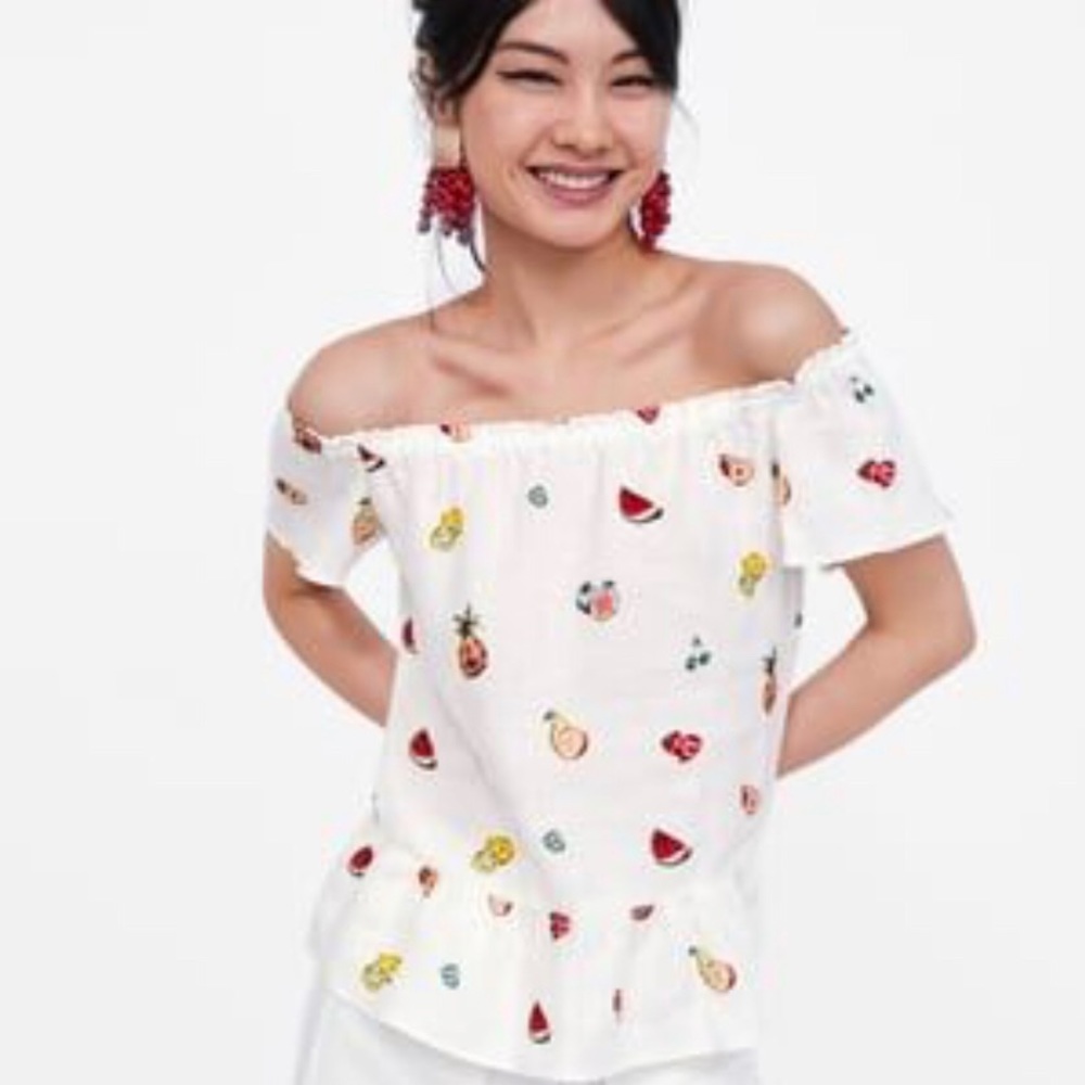 Zara off the shoulder peplum blouse NWOT